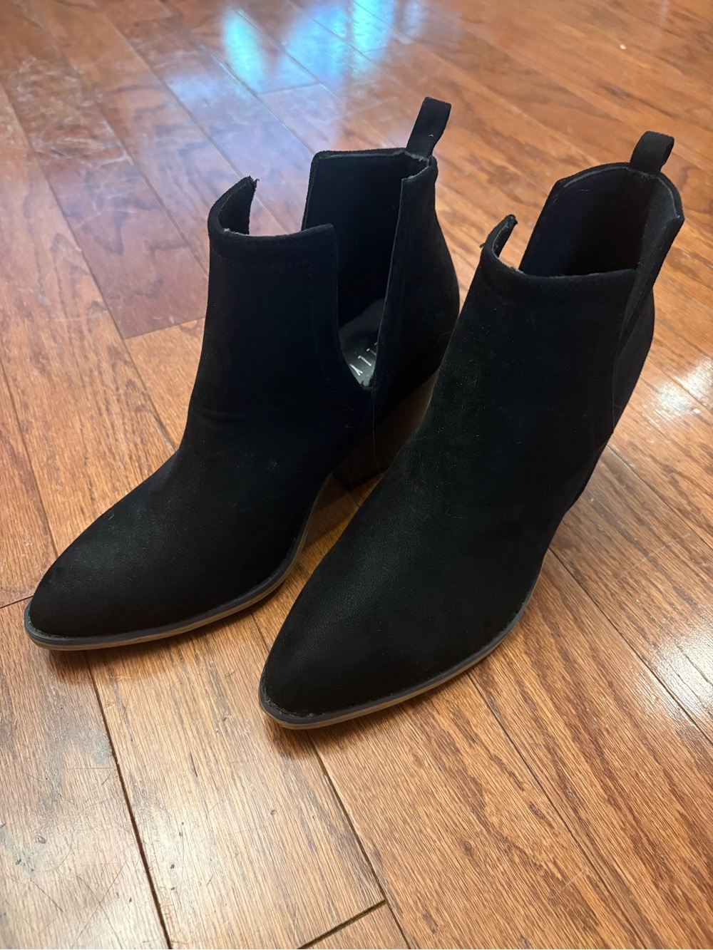 Jellypop Black Suede Cutout Ankle Booties Block Heel Size 7